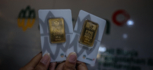 Harga Emas Antam Turun Lagi Hari Ini, Waktunya Beli?